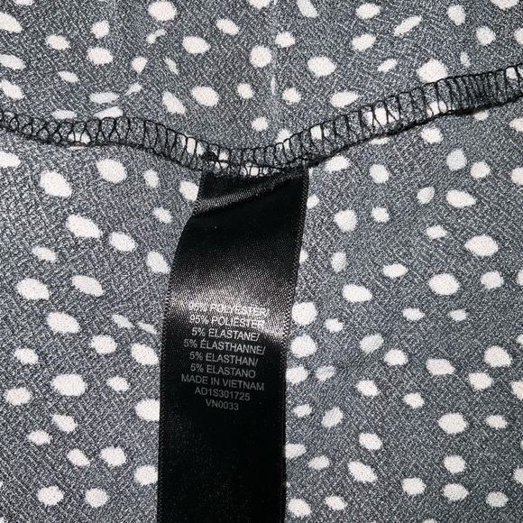 Adrianna Papell Ladies Sleeveless Blouse Large - Picture 7 of 10